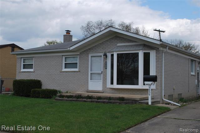 front view for 3839 Garfield St, Wayne, Mi. 48184
