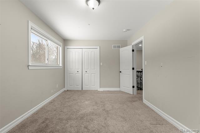 Builiding view fifteen for 41925 South, Canton, MI. 48188