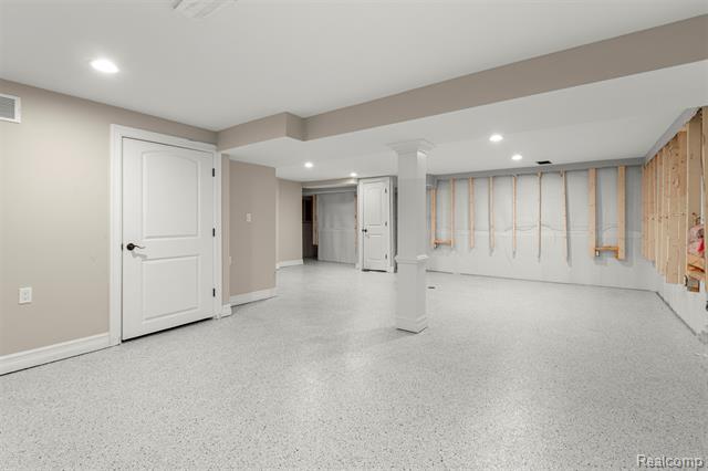 Builiding view twenty eight for 41925 South, Canton, MI. 48188