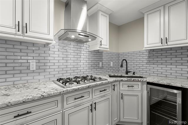 Builiding view twenty three for 41925 South, Canton, MI. 48188