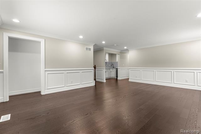 Builiding view twenty two for 41925 South, Canton, MI. 48188