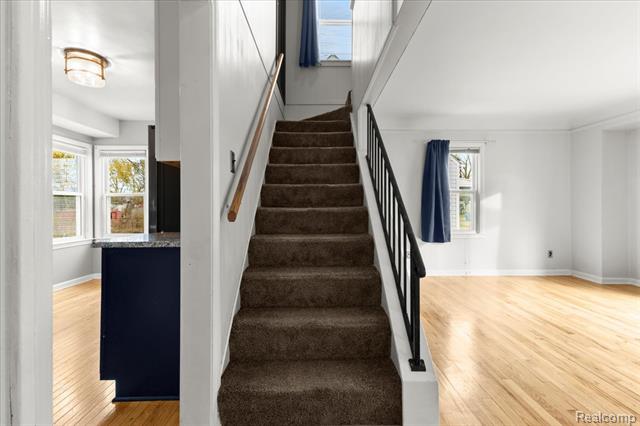 Builiding view five for 24080 Stanford, Dearborn Heights, MI. 48125