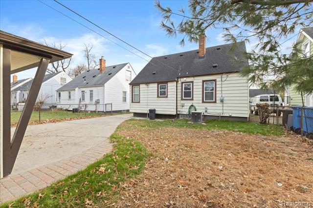 Builiding view nineteen for 24080 Stanford, Dearborn Heights, MI. 48125