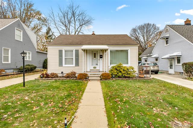 Builiding view two for 24716 Ross, Dearborn, MI. 48124