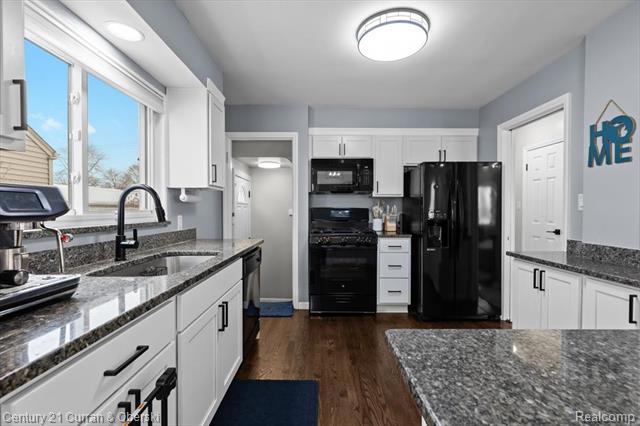 Builiding view eleven for 3304 Chestnut, Dearborn, MI. 48124