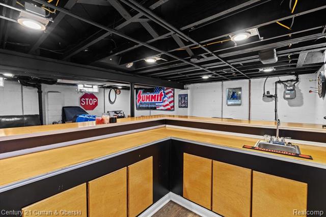 Builiding view twenty four for 3304 Chestnut, Dearborn, MI. 48124