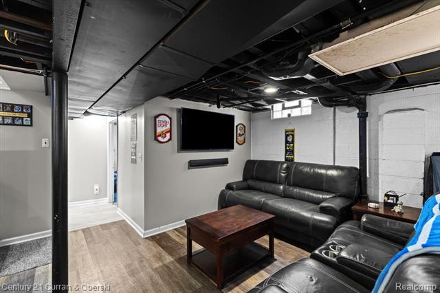 Builiding view twenty six for 3304 Chestnut, Dearborn, MI. 48124