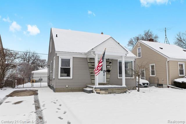 Builiding view two for 3304 Chestnut, Dearborn, MI. 48124