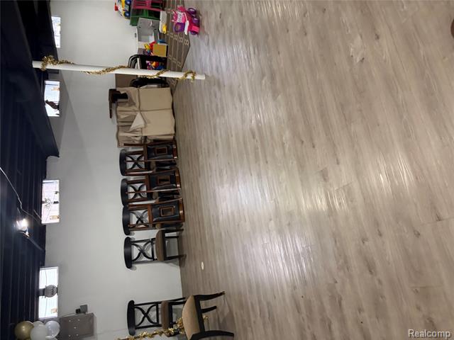 Builiding view fifty seven for 38798 Covington, Wayne, MI. 48184