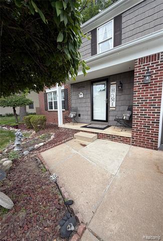 Builiding view two for 38798 Covington, Wayne, MI. 48184