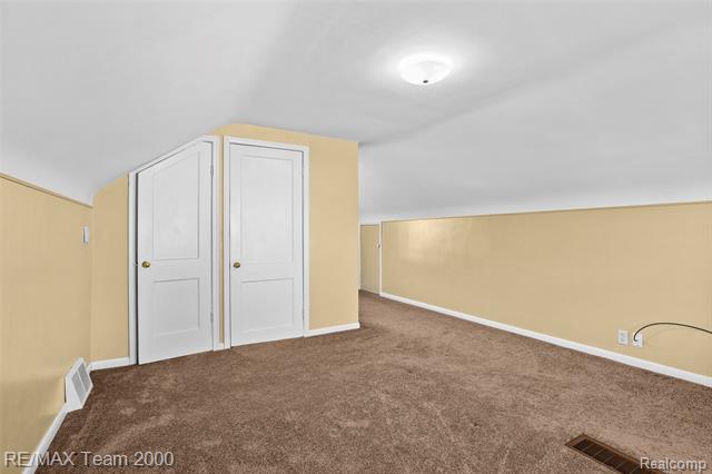 Builiding view nineteen for 3130 Chestnut, Dearborn, MI. 48124