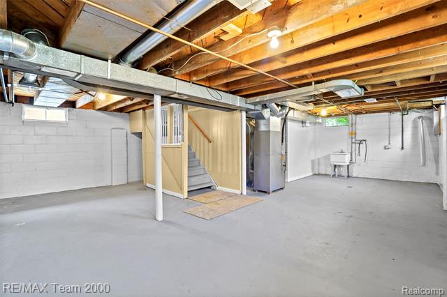 Builiding view twenty one for 3130 Chestnut, Dearborn, MI. 48124