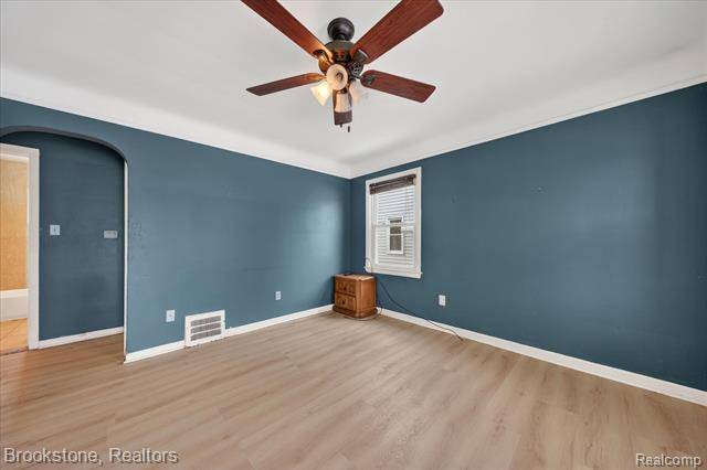 Builiding view eight for 3530 Roosevelt, Dearborn, MI. 48124