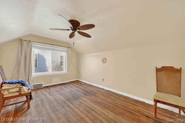 Builiding view eighteen for 3530 Roosevelt, Dearborn, MI. 48124