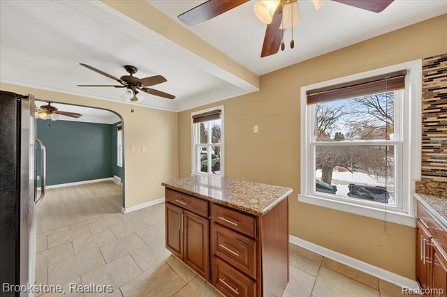 Builiding view thirteen for 3530 Roosevelt, Dearborn, MI. 48124