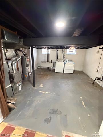 Builiding view eleven for 24130 Ross, Dearborn, MI. 48124