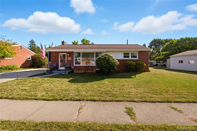 front view for 36675 Thinbark St, Wayne, Mi. 48184