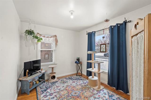 Builiding view nineteen for 3201 Croissant, Dearborn, MI. 48124