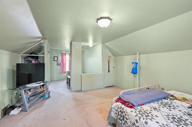 Builiding view twenty four for 3201 Croissant, Dearborn, MI. 48124