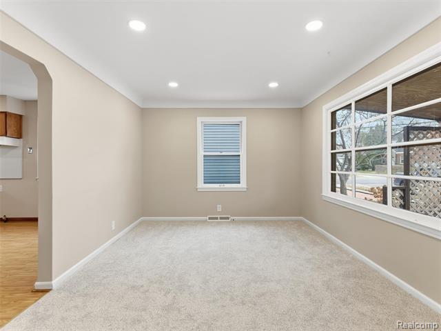 Builiding view seven for 1811 E Marshall, Ferndale, MI. 48220