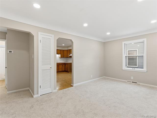 Builiding view six for 1811 E Marshall, Ferndale, MI. 48220