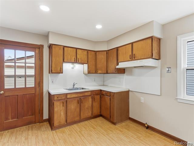 Builiding view three for 1811 E Marshall, Ferndale, MI. 48220