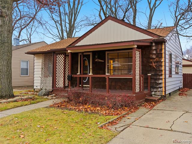 front view for 1811 E Marshall St, Ferndale, Mi. 48220