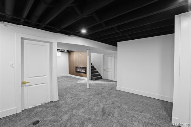 Builiding view twenty two for 13711 Courtland, Oak Park, MI. 48237