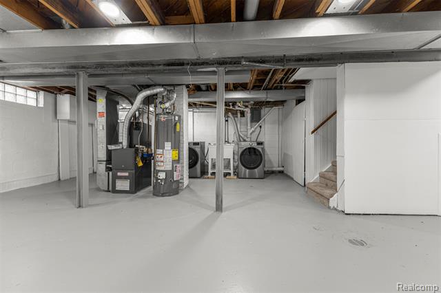 Builiding view twenty four for 3360 Alice, Dearborn, MI. 48124