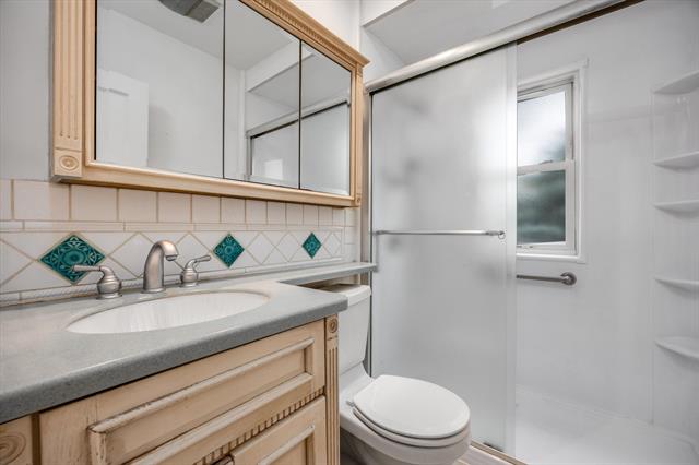 Builiding view eleven for 3300 Alice, Dearborn, MI. 48124