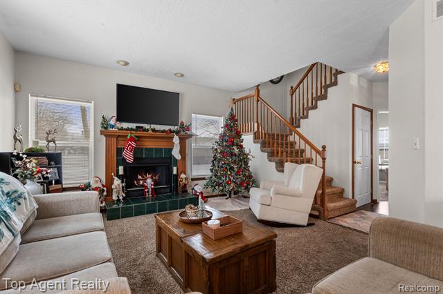 Builiding view eleven for 2601 Dagner, Westland, MI. 48186