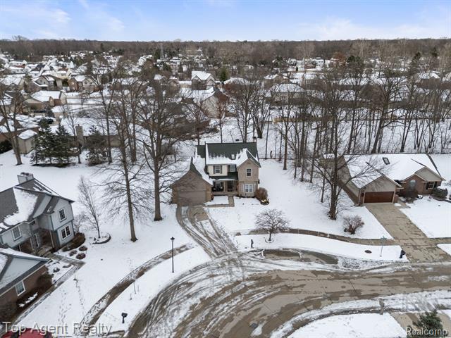 Builiding view forty eight for 2601 Dagner, Westland, MI. 48186