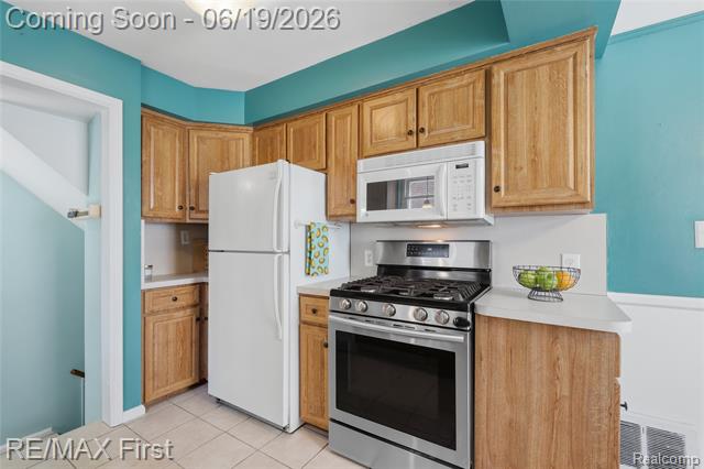 Builiding view four for 3250 Alice, Dearborn, MI. 48124