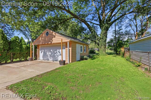 Builiding view thirty five for 3250 Alice, Dearborn, MI. 48124