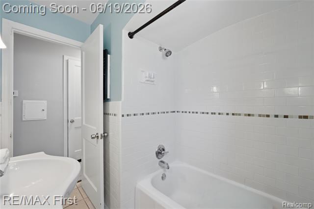 Builiding view twelve for 3250 Alice, Dearborn, MI. 48124