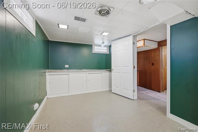 Builiding view twenty four for 3250 Alice, Dearborn, MI. 48124