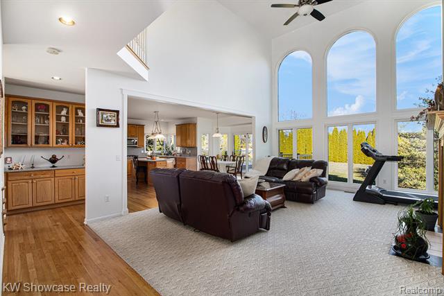 Builiding view eight for 47266 White Pines, Novi, MI. 48374