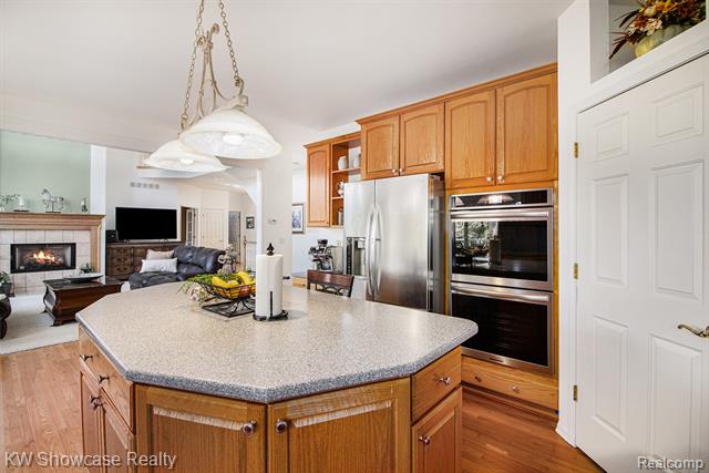 Builiding view fourteen for 47266 White Pines, Novi, MI. 48374