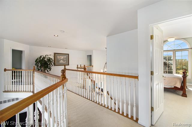 Builiding view nineteen for 47266 White Pines, Novi, MI. 48374