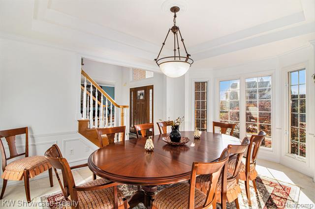 Builiding view thirteen for 47266 White Pines, Novi, MI. 48374