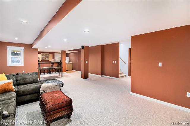 Builiding view thirty six for 47266 White Pines, Novi, MI. 48374