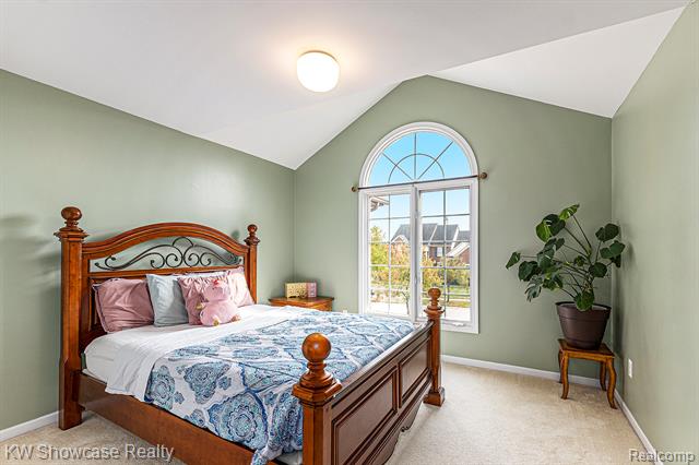 Builiding view twenty five for 47266 White Pines, Novi, MI. 48374