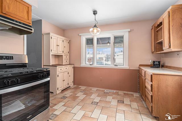 Builiding view thirteen for 2268 Minerva, Westland, MI. 48186