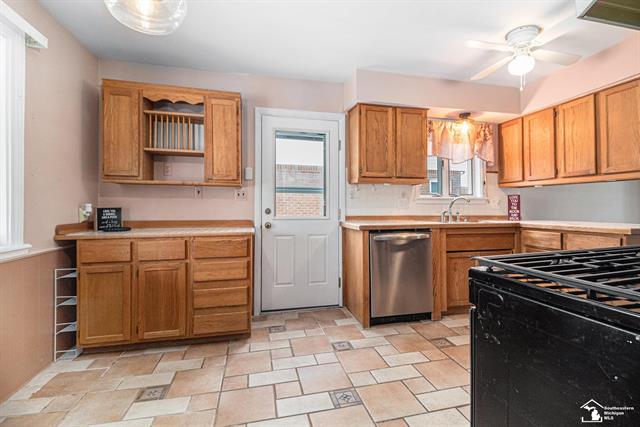 Builiding view twelve for 2268 Minerva, Westland, MI. 48186