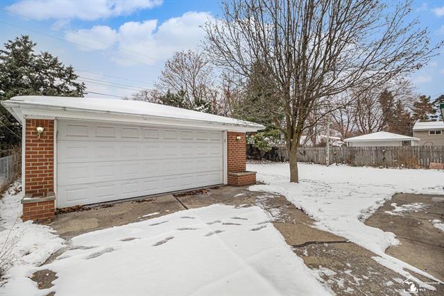 Builiding view twenty three for 2268 Minerva, Westland, MI. 48186