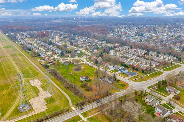 Builiding view fifty eight for 42859 Palmer, Canton, MI. 48188