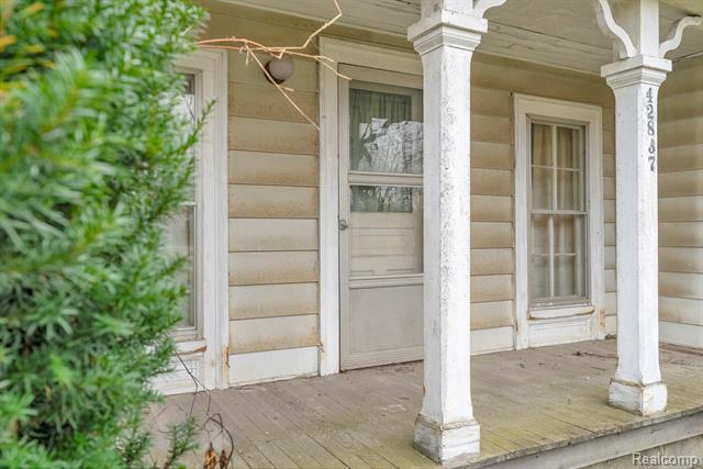 Builiding view fifty two for 42859 Palmer, Canton, MI. 48188