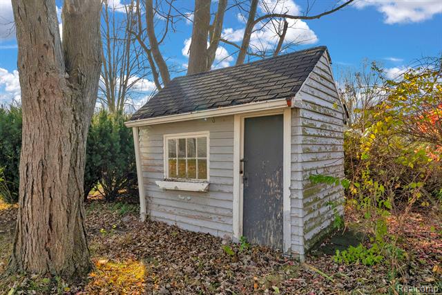 Builiding view forty one for 42859 Palmer, Canton, MI. 48188