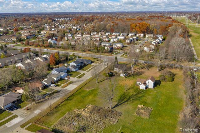 Builiding view forty six for 42859 Palmer, Canton, MI. 48188