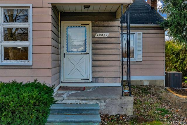 Builiding view fourteen for 42859 Palmer, Canton, MI. 48188